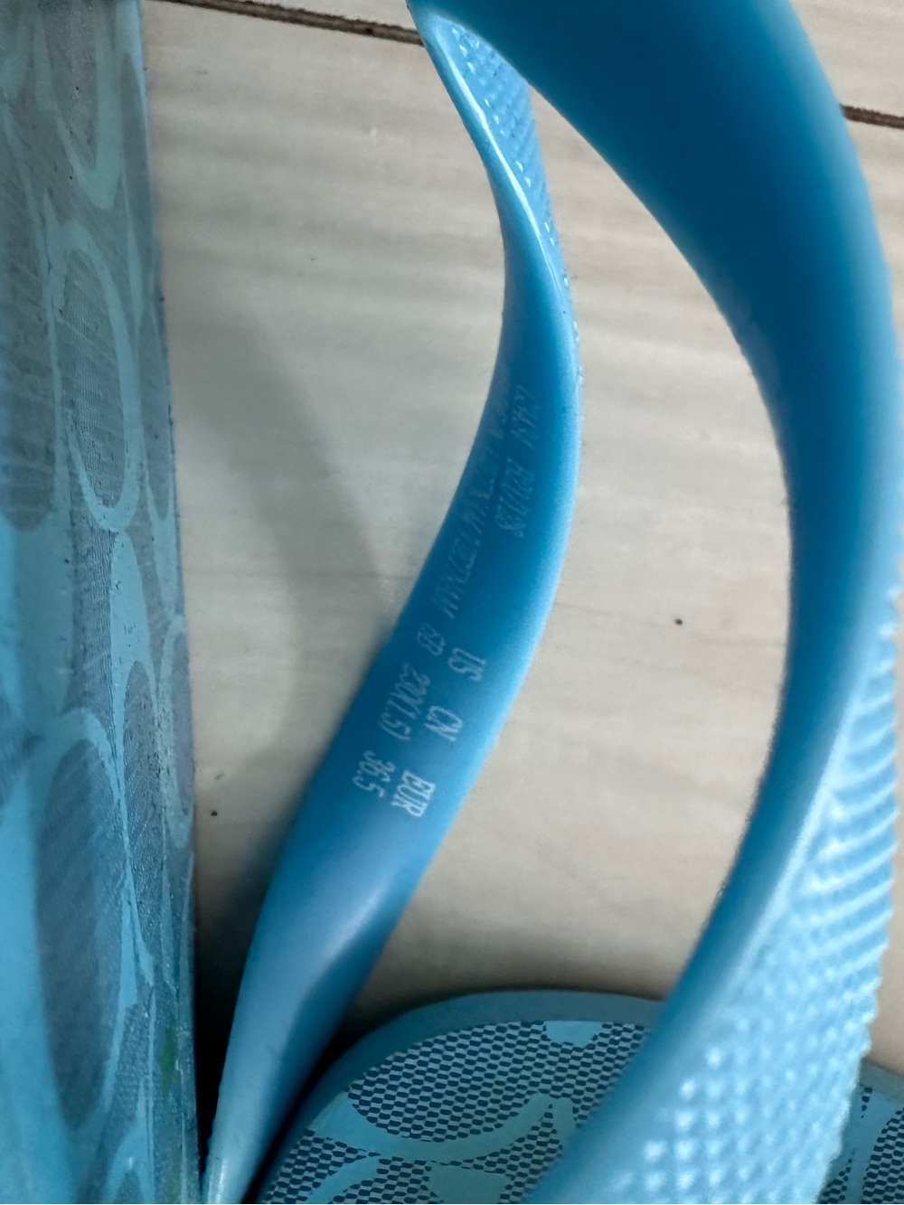COACH Women Blue Logo Flip Flop Sandals size 6B - Picture 3 of 5
